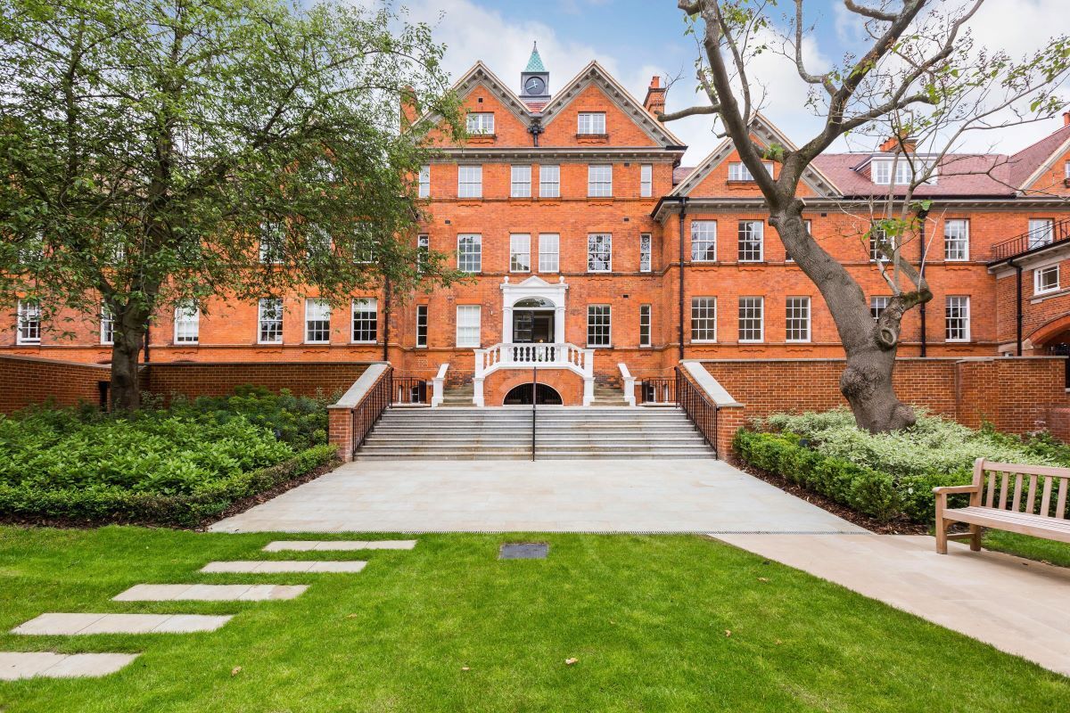 Hampstead Manor